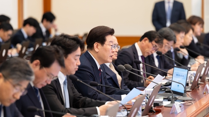 이재명 대통령 제28차 수석보좌관회 주재