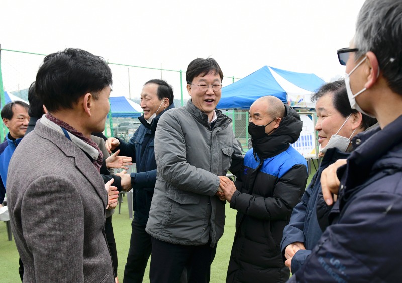 3. 이민근 안산시장, 환경미화원 척사대회 방문…“근무여건 개선 지원” (2).jpg