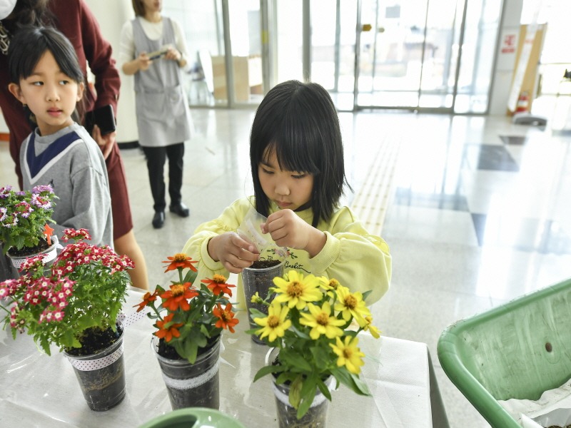 1.지구살리는 꽃씨 대출 (1).JPG
