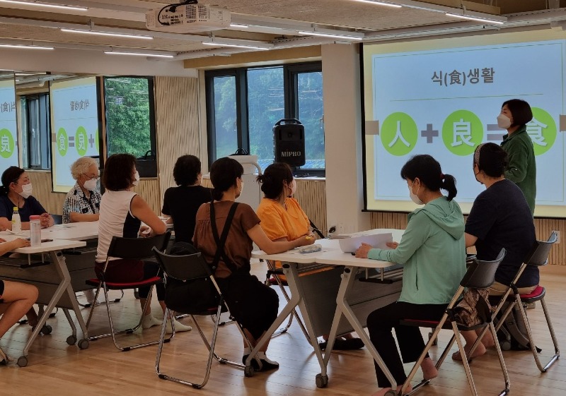 2022년 진행된 식생활 교육 현장.jpg