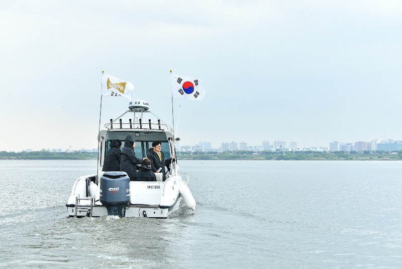 1-1 김포시·수자원공사, ‘아라마리나 여객터미널 활성화’ 전략 논의.JPG