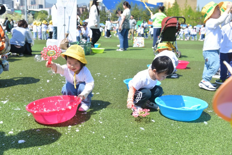 수정됨_20230503제15회 어린이집 새싹축제5534.jpg
