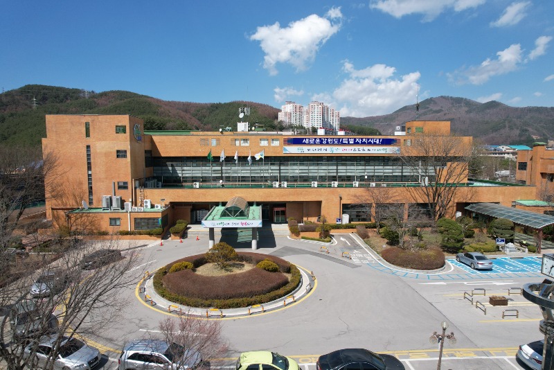 3. 시청청사 (2023년 노후 경유차 조기폐차 지원사업 추진).JPG