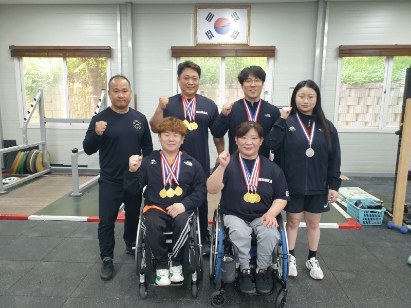 4 평택시청 장애인역도팀 두 대회 연속 전원 메달 획득.jpg