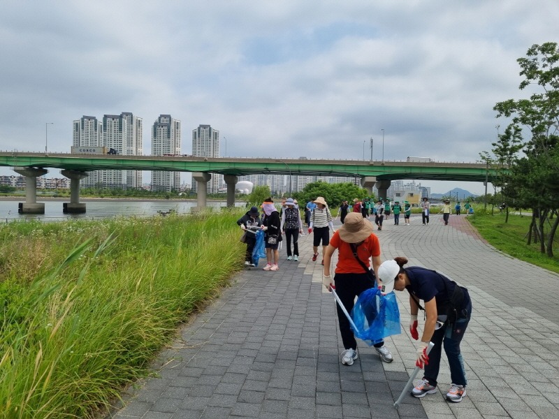보도자료4 배곧해안 플로깅 4회차.JPG
