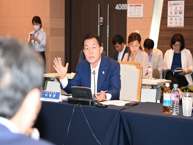 이재준 수원특례시장, “특례시 발전 시민포럼 구성하자” (1).jpg