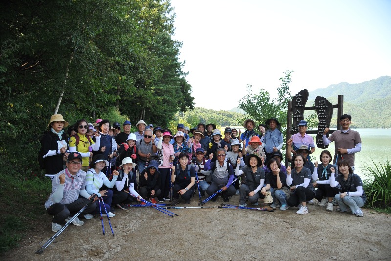 단체사진-2.JPG