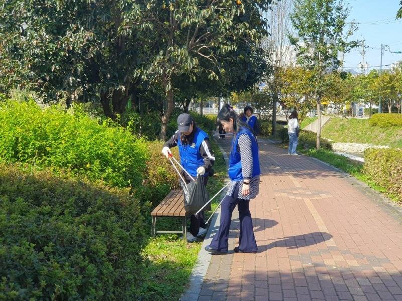 3.(사진)바르게살기 환경정화(1).jpg