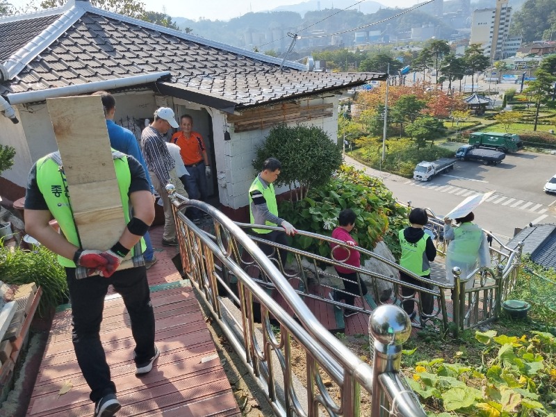 삼척블루파워 연탄나눔 후원 및 봉사활동3.jpg