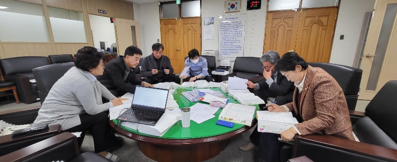 동해시의회 예산결산위원회 스터디 (2).jpg