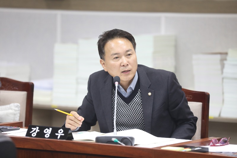 관련 사진(강영우 의원, 행정감사).jpg
