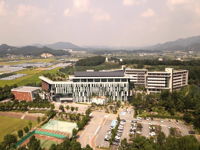 231220 경기도교육연수원, 냉정한 자기성찰로 한층 더 성장하다(전경사진).jpg