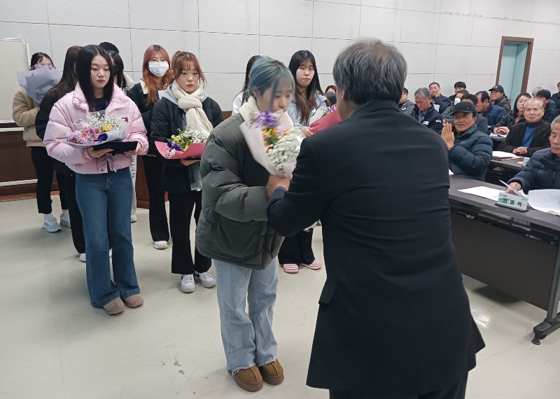 4. 보성군, 벌교읍이장단협의회 희망 나눔 장학금 전달식.jpg