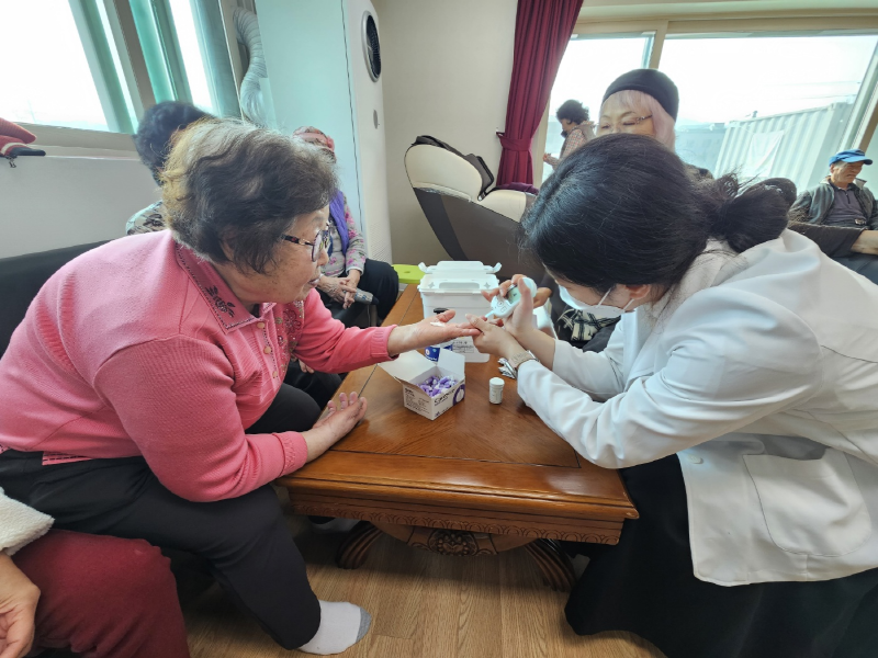 [크기변환]04 서종면 문호2리 찾아가는 건강복지 서비스(2).png