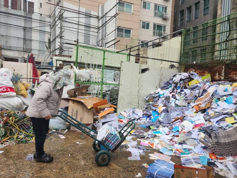 노인복지과-성남시, 폐지 수집 노인 전수조사…맞춤형 지원 추진(자료사진).jpg