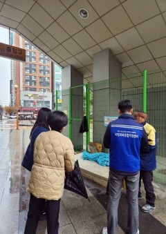 5.복지정책과(의정부시, 노숙인 보호 위한 동절기 민관 합동 아웃리치 실시).jpeg
