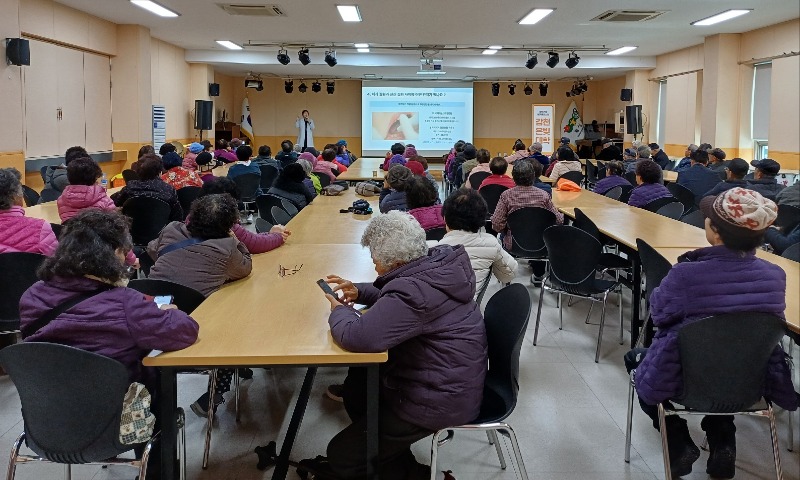 사진(횡성군, 찾아가는 어르신 맞춤형 보건교육 운영).jpeg