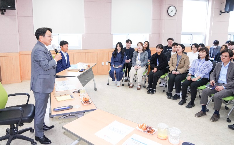 240409 광주기후에너지진흥원 현장대화GJ100142.JPG