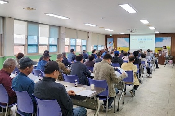 0415 정읍시 감곡면, 경로당 보조금 회계교육 실시.JPG