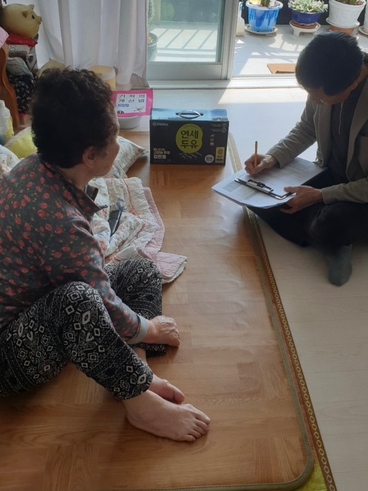 12 왕조1동 통장협의회, 위기가구 발굴을 넘어 이웃 돌봄 실현.jpg