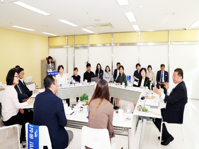 3. 파주시, 사회복지현장에서 복지발전 논의 (1).jpg