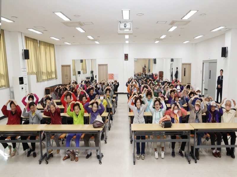 5.동부무한돌봄 참여자교육1.jpg