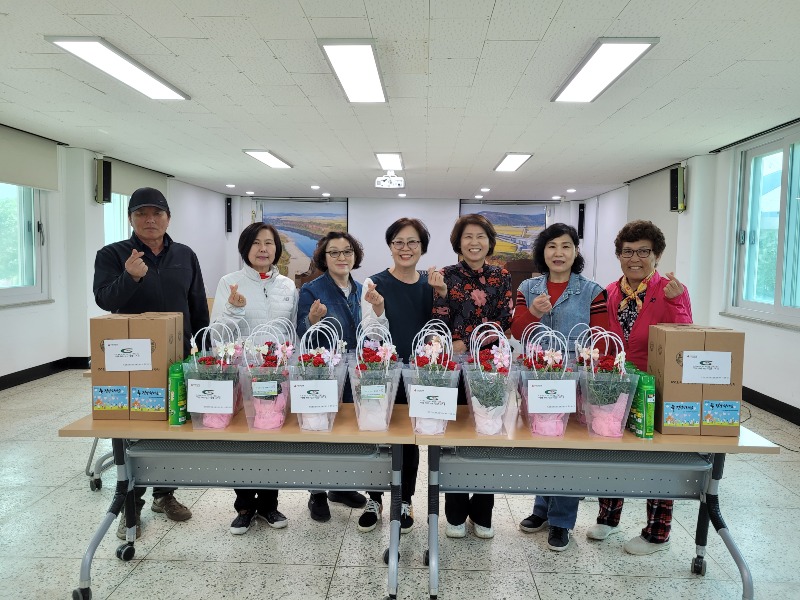 (사진)6. 연천군 미산면지역사회보장협의체, ‘건강꾸러미 지원 사업’.jpg