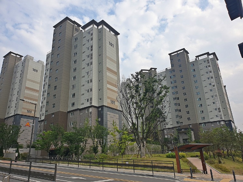 광주시, 광주역 우방아이유쉘 입주자대표회의와 다 함께 돌봄센터 무상 임대협약 체결 (1).jpg