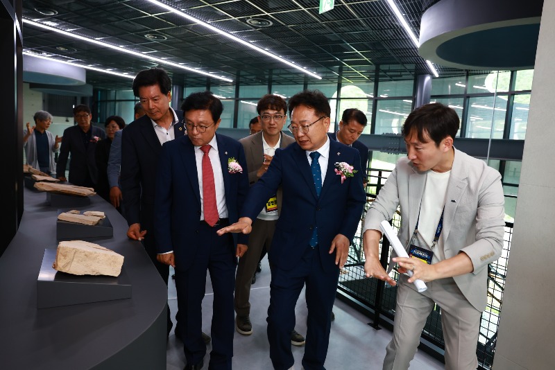 동해안권 생태 지질 관광의 중심지!! 울진군, 경북 동해안 지질공원센터 개관3.jpg