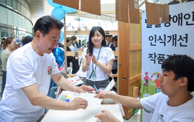 1.복지정책과(의정부시, 위기이웃 발굴 위한 복지뮤지엄 행사 성료)1.JPG
