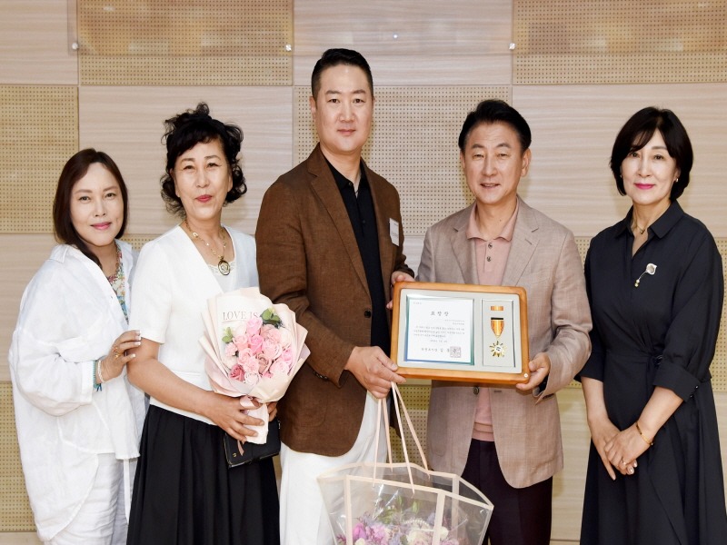 1.복지정책과(의정부시, 나눔문화 확산 위한 아름다운 나눔인 표창)1.JPG