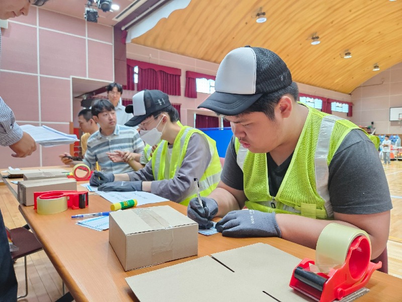 9_1.제주영송학교, 고교학점제 체험 부스 운영1.jpg