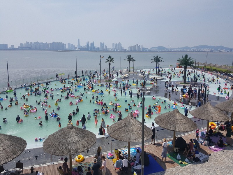 보도자료4 물놀이장 개장(배곧한울공원).jpg