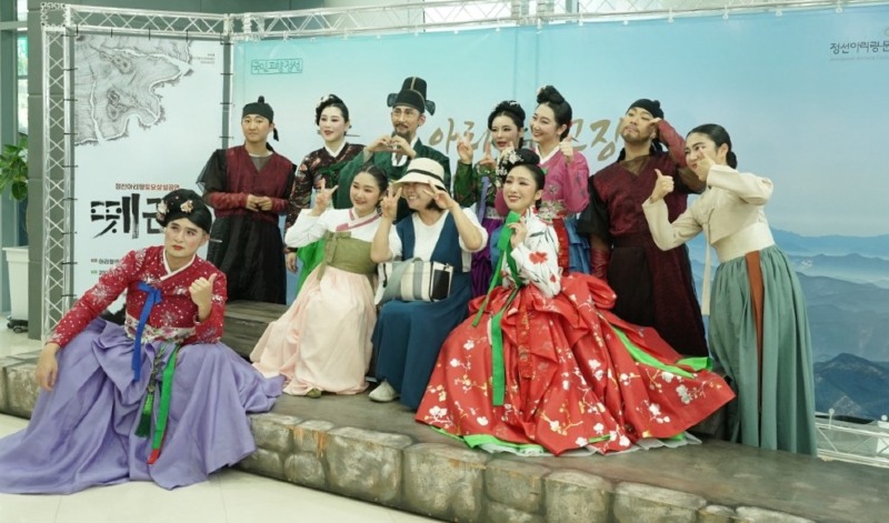 240715(월)사진자료(정선DMO 정선아리랑마을 걷는 박물관 팸투어 성황리 마무리).jpeg