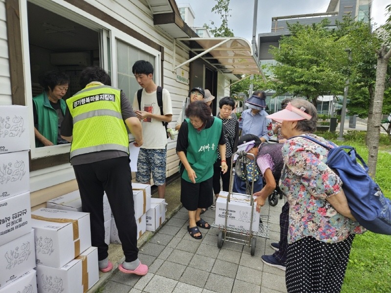2.(사진)푸드뱅크 농산물 배부(1).jpg