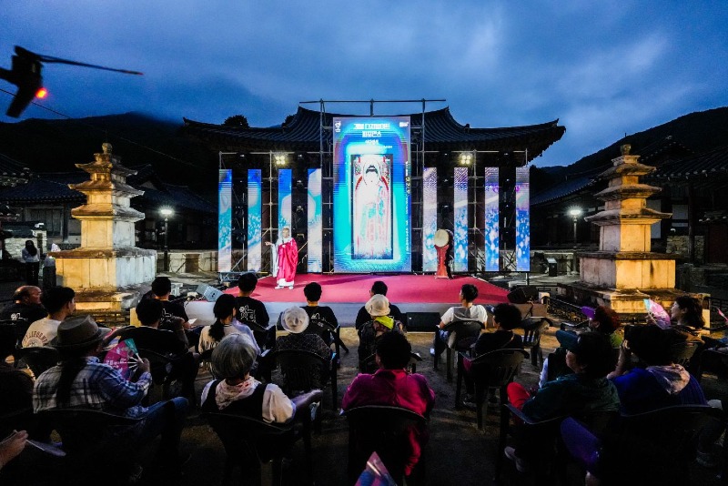 3 지난해 세계유산축전(괘불 미디어아트).JPG