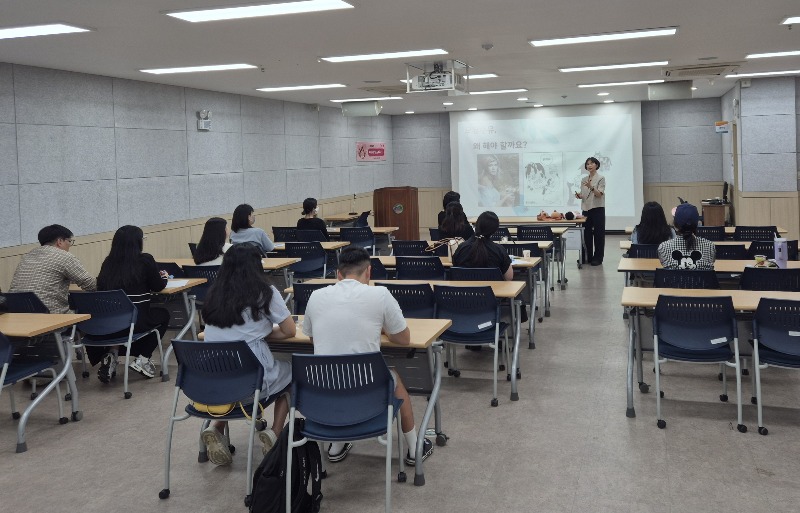 동남구보건소(임산부의 날 홍보-모유수유 교실).jpg