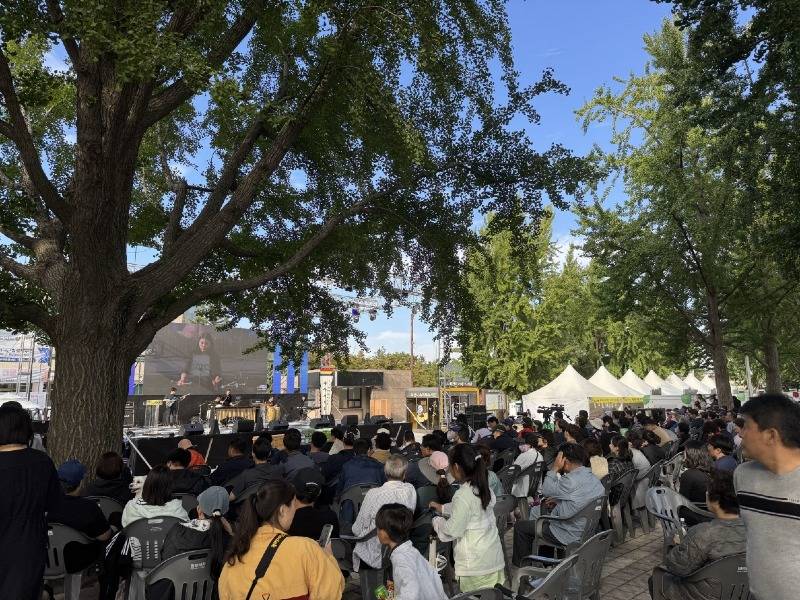 3. 아산시, 아트밸리 아산 제35회 설화예술제 성황리에 마무리 (1).jpg