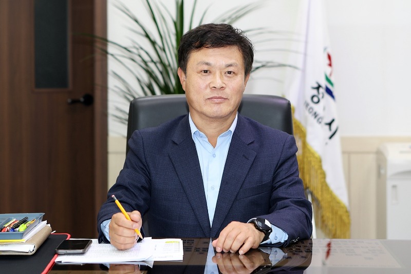 1014 이학수 정읍시장, 2025년 국가예산 확보 총력 지시…적극행정 당부.jpg