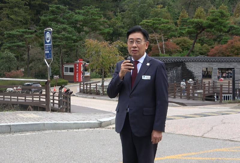 군수님1.jpg