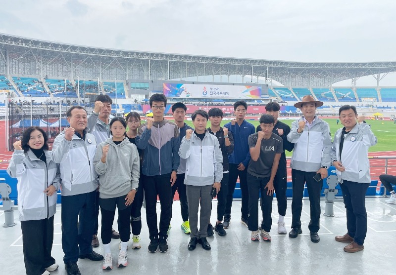 사본 -241015_교육위 105회 전국체전 참가학생 격려 (1).jpg
