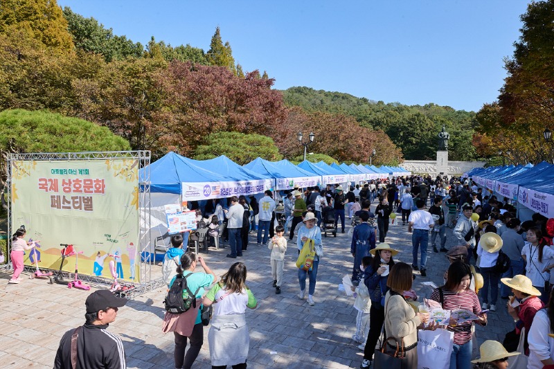 1. 아산시, 이틀간의 다문화 화합의 축제 성황리 종료 (1).jpg
