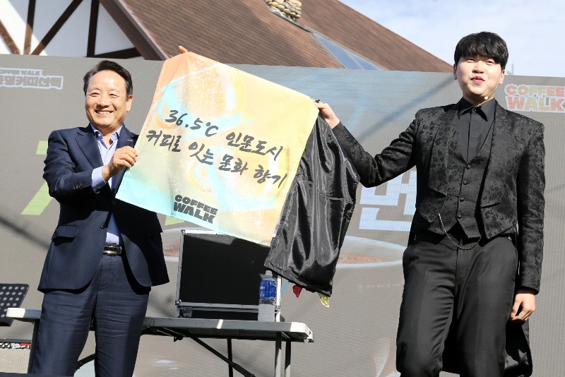 10.30 동명커피산책, 광주 대표 특화 상권 도약 견인(사진2).jpg