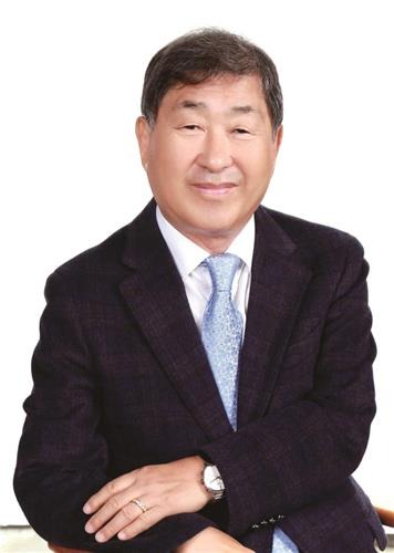 최성균이사장.jpg