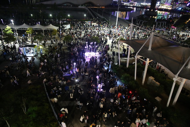 1-1 가을밤 물들인 ‘2024 여수밤바다불꽃축제’…구름 인파 속 흥행.jpg