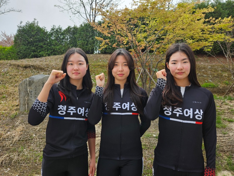 사본 -(11. 07. 추가보도자료) 청주여상 롤러부, 제1회 제천컵 종합선수권대회 종합 우승하며 여고부 전국 최강 입증 사진.jpg