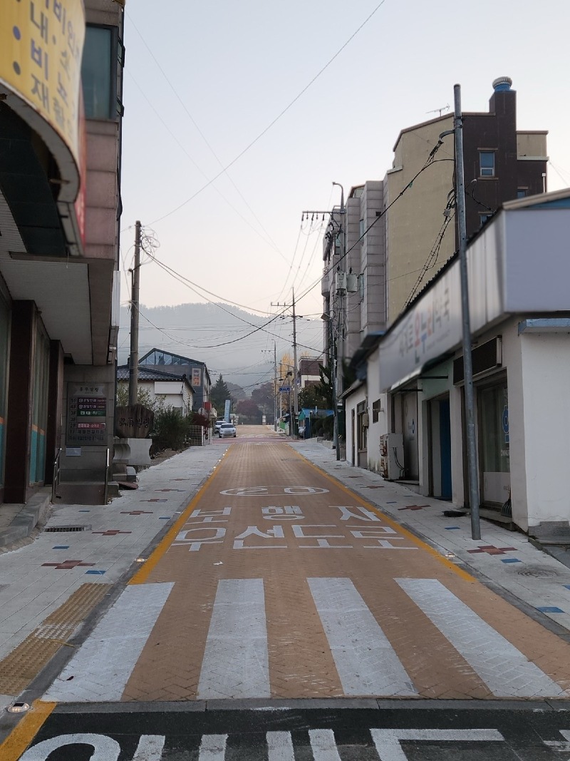 1. 음성군, 음성지구 보행자 우선도로 조성사업 완료(1)_보행자우선도로.jpg