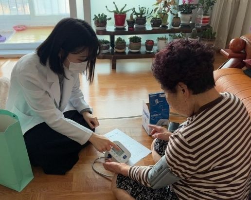 부산 북구 구포2동, 건강취약세대 혈압계 대여 및 혈압 관리 서비스 운영