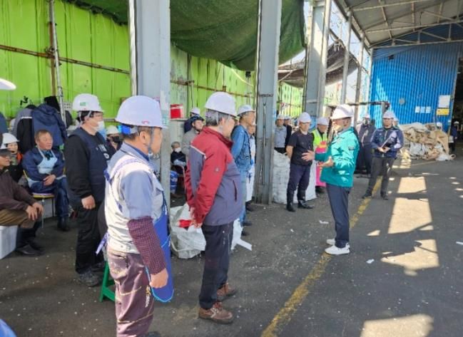 부산 사상구청장, 현업 사업장 찾아 현장소통