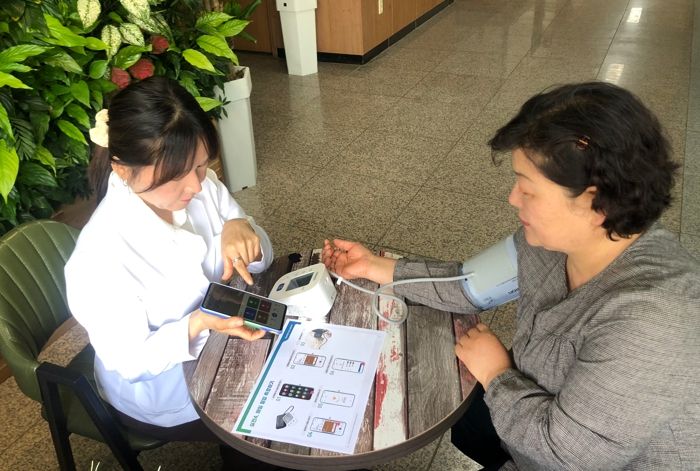 장흥군, ‘AI-IoT기반’ 어르신 건강관리사업 신규 추진